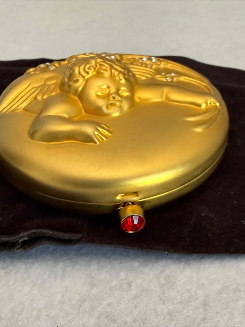 Estee Lauder Gold Compact Translucent Pressed Powder